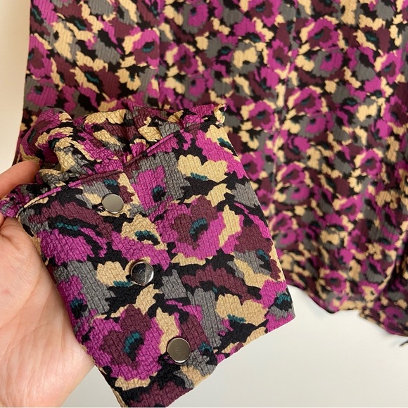 RW&CO / FLORAL CUTOUT TWIST NECK BLOUSE - Picture 5 of 13